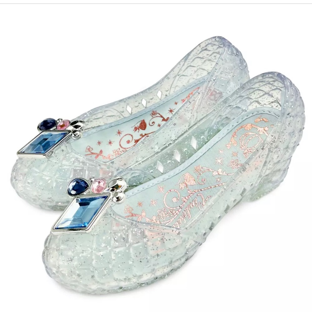 Cinderella Light-Up Costume Shoes for Kids. Size 9/10. Well loved.